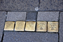 Stolpersteine in der Bergedorfer Ernst-Mantius-Straße