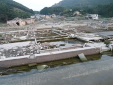 Ruinen des Hafens von Onagawa Ruinen des Hafens von Onagawa --(C) Hidefumi Suzuki
